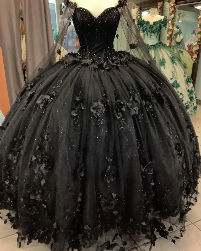 2025 New Cheap Quinceanera Dresses Black with Flowers Crystals Beaded