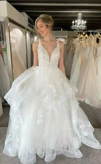 A Line Beach Tiered Ruffles Wedding Dress Lace Appliques V Neck Tulle