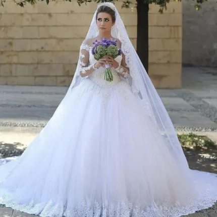 Long Sleeves Vintage Arabic Wedding Dresses Lace Tulle Ball Gowns