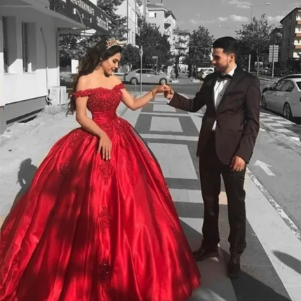 Satin Ball Gown Red Prom Dress Off Shoulder Sweetheart 16 Dresses